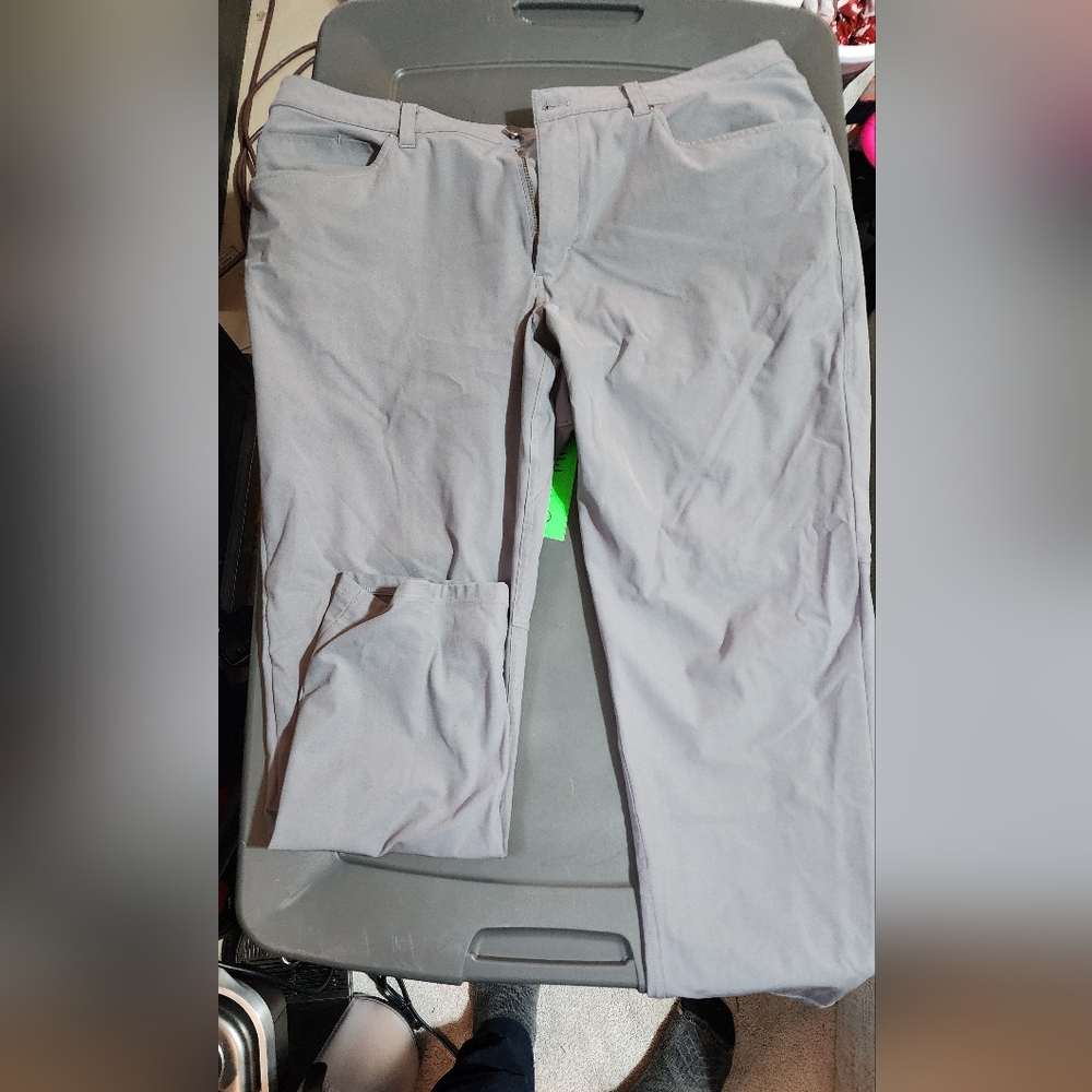 lululemon athletica Men's Gray Chino Pants